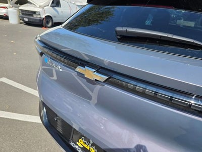 2025 Chevrolet Equinox EV LT