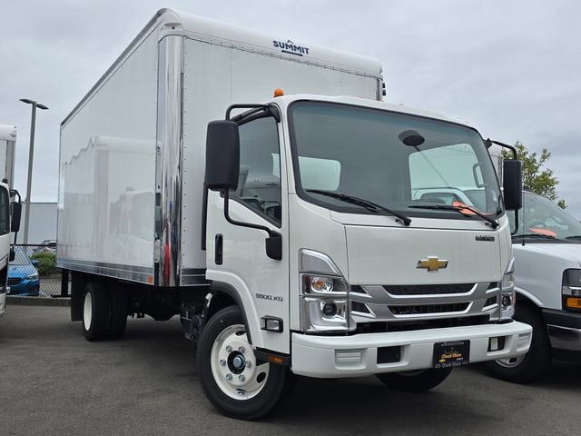 2025 Chevrolet Low Cab Forward 5500 XG NA
