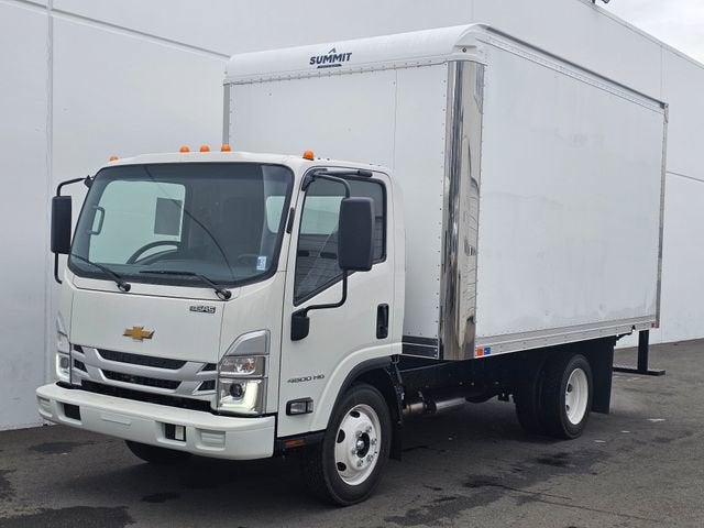 2025 Chevrolet Low Cab Forward 5500 XG NA