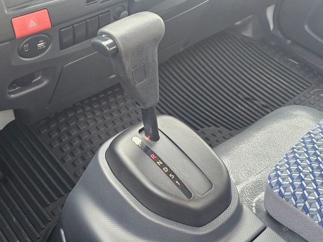 2025 Chevrolet Low Cab Forward 5500 XG NA