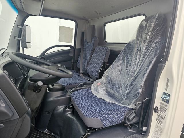 2025 Chevrolet Low Cab Forward 5500 XG NA