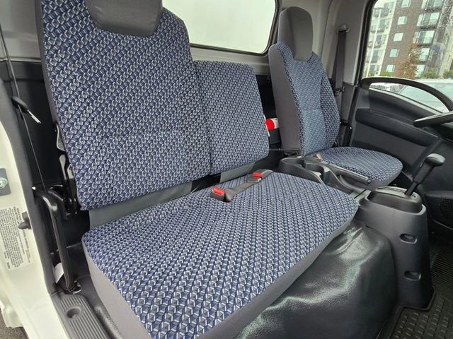 2025 Chevrolet Low Cab Forward 5500 XG NA