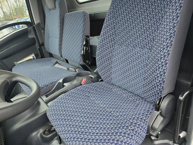 2025 Chevrolet Low Cab Forward 5500 XG NA