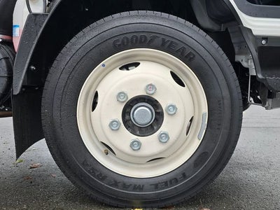 2025 Chevrolet Low Cab Forward 5500 XG NA