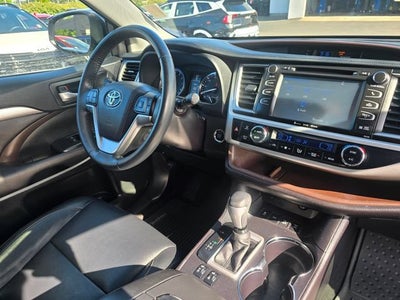 2016 Toyota Highlander XLE V6