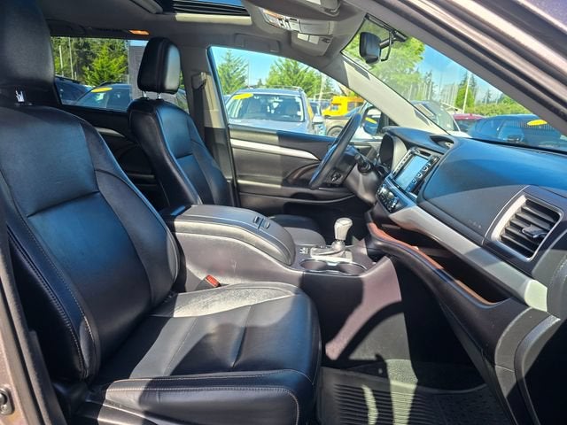 2016 Toyota Highlander XLE V6