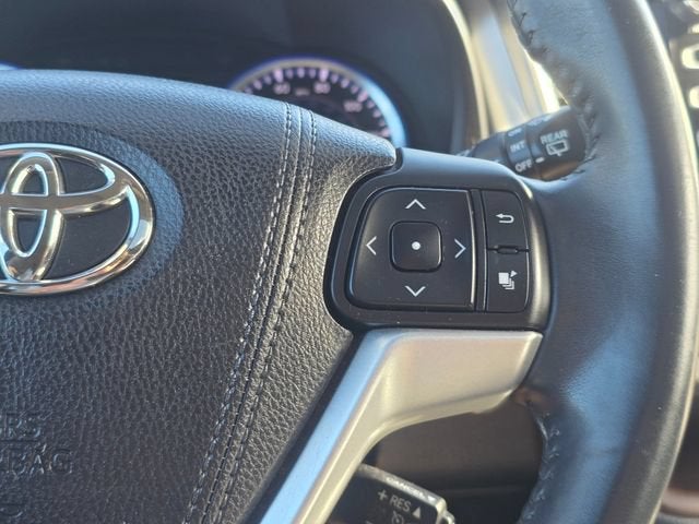 2016 Toyota Highlander XLE V6