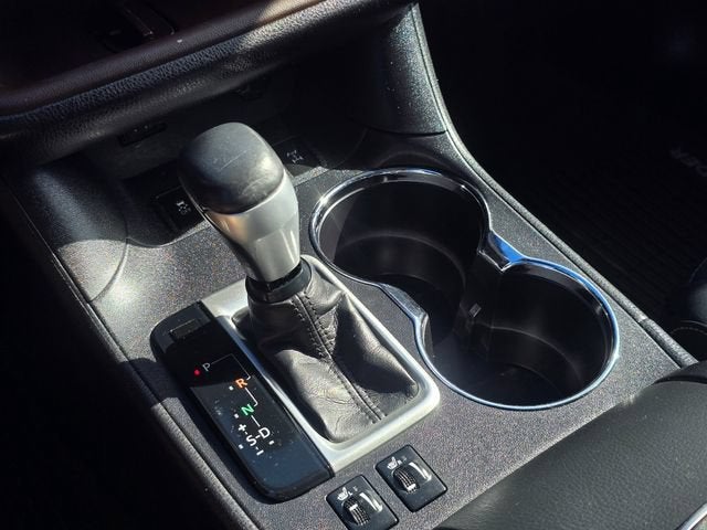 2016 Toyota Highlander XLE V6