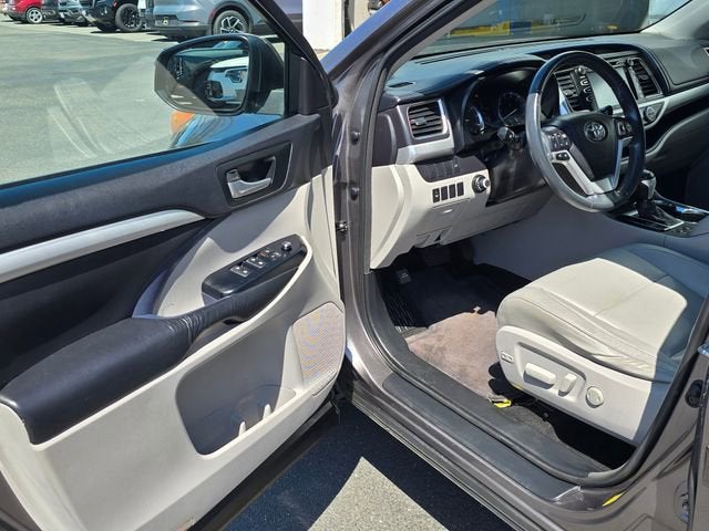 2015 Toyota Highlander XLE V6