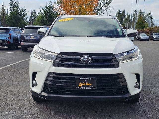 2017 Toyota Highlander SE
