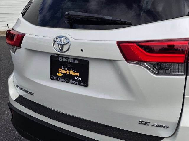 2017 Toyota Highlander SE