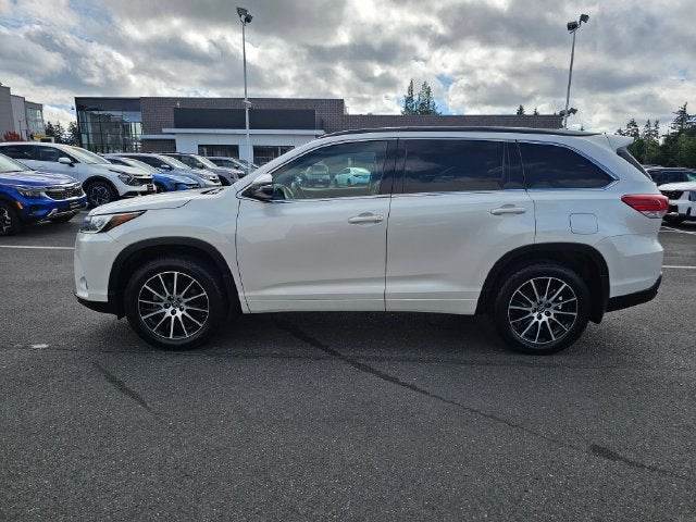 2017 Toyota Highlander SE