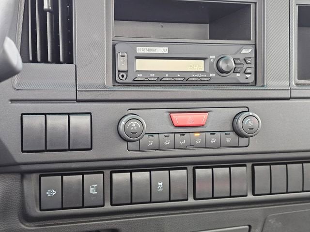 2025 Chevrolet Low Cab Forward 4500 HD NA