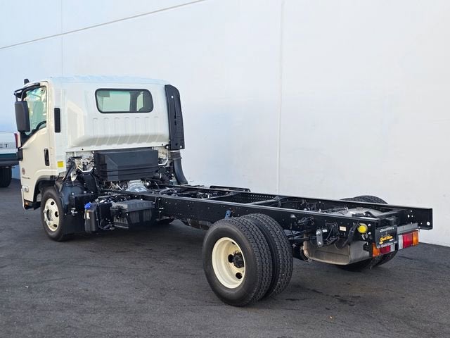 2025 Chevrolet Low Cab Forward 4500 HD NA