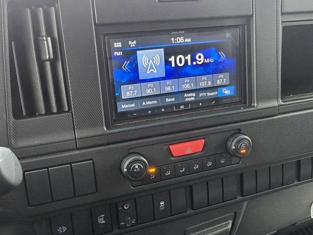 2025 Chevrolet Low Cab Forward 4500 HD NA