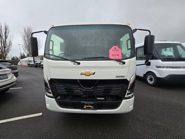 2025 Chevrolet Low Cab Forward 4500 HD NA