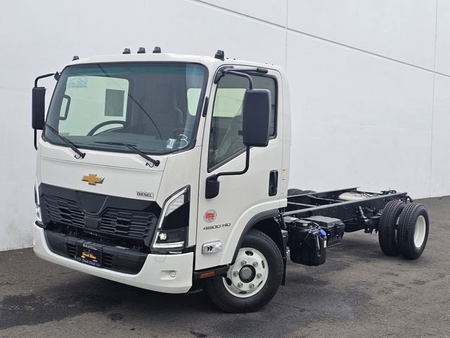 2025 Chevrolet Low Cab Forward 4500 HD NA