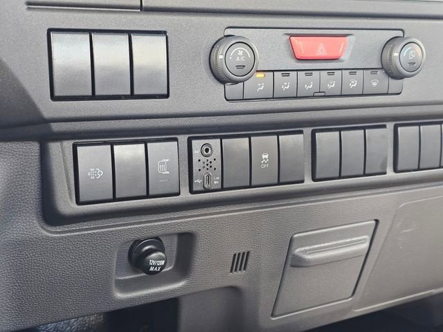 2025 Chevrolet Low Cab Forward 4500 HD NA