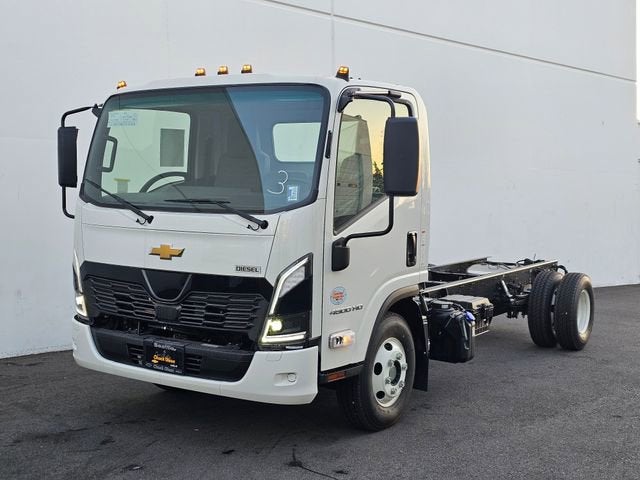 2025 Chevrolet Low Cab Forward 4500 HD NA
