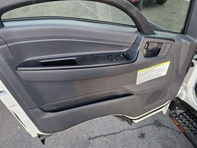 2025 Chevrolet Low Cab Forward 4500 HD NA