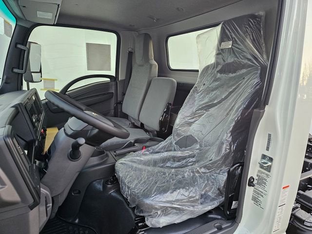 2025 Chevrolet Low Cab Forward 4500 HD NA