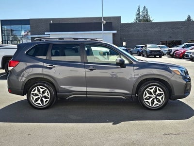 2020 Subaru Forester Premium
