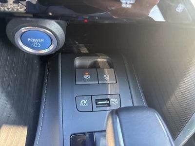 2021 Toyota Venza LE