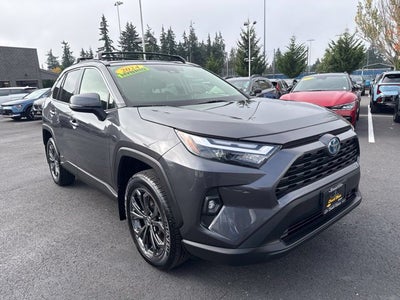 2024 Toyota RAV4 Hybrid XLE Premium
