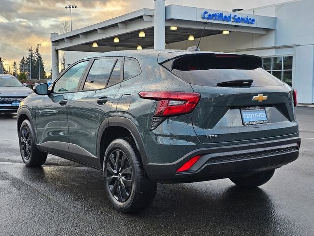 2025 Chevrolet Trax LS
