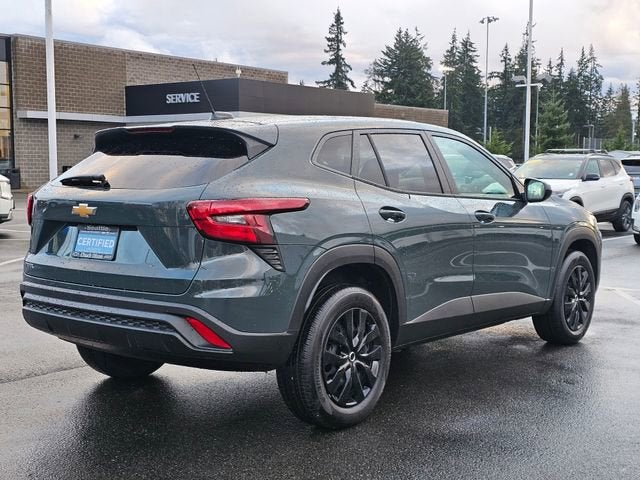 2025 Chevrolet Trax LS