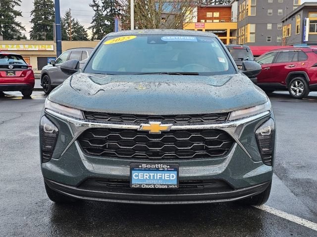 2025 Chevrolet Trax LS