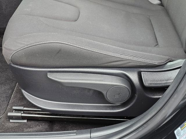 2023 Hyundai Elantra Hybrid Blue