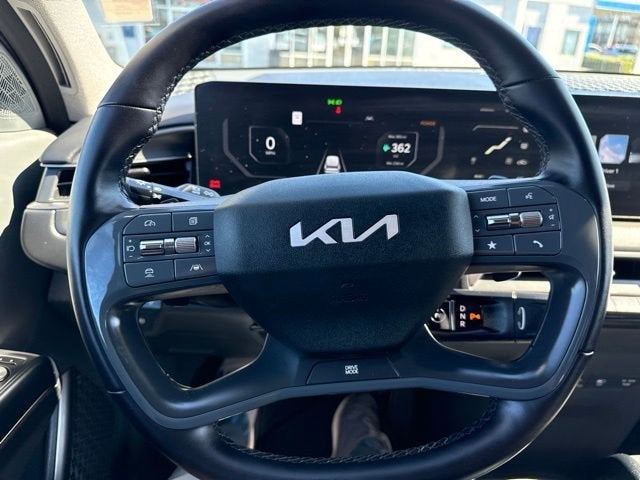 2024 Kia EV9 Light Long Range