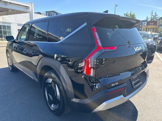 2024 Kia EV9 Light Long Range