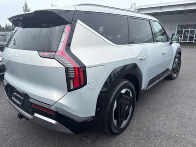 2024 Kia EV9 Land