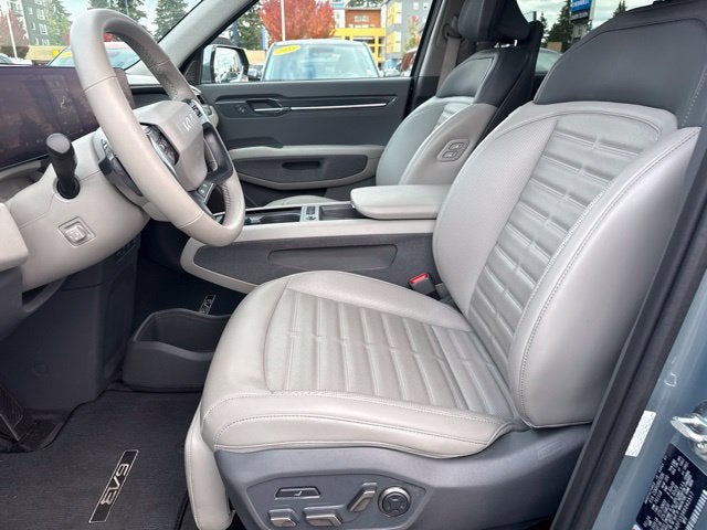 2024 Kia EV9 Land