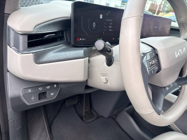 2024 Kia EV9 Land