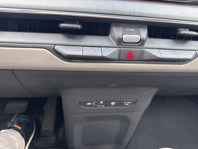 2024 Kia EV9 Land