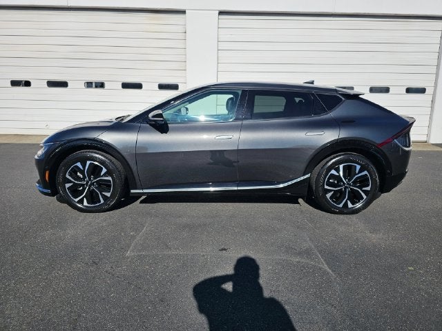 2023 Kia EV6 Wind