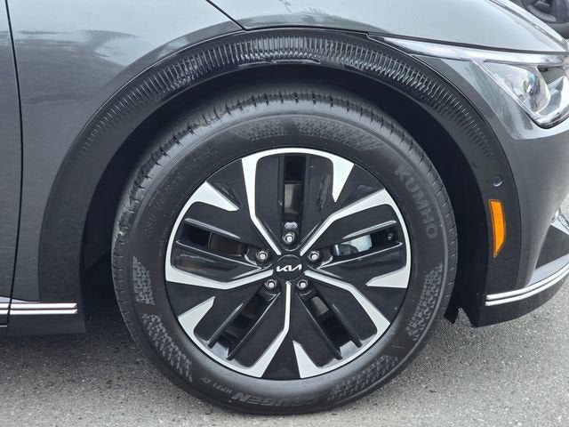 2024 Kia EV6 Wind