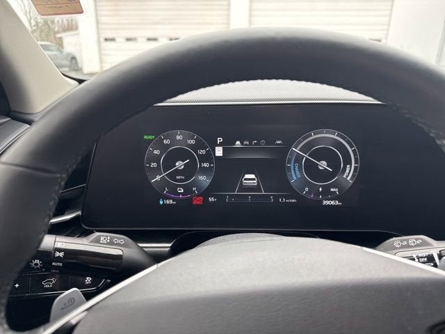 2023 Kia Niro EV Wind