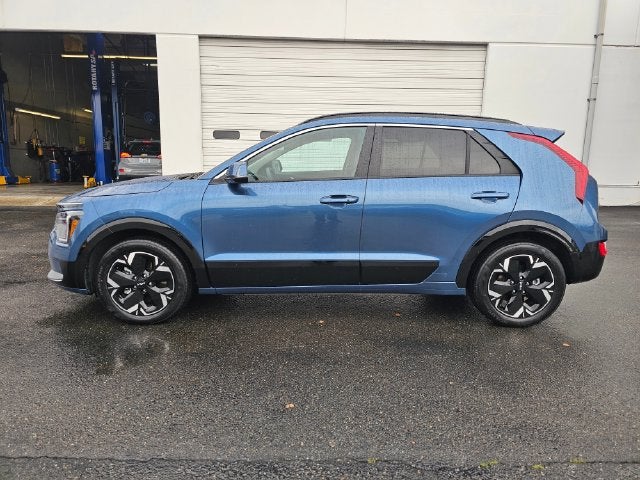 Used 2023 Kia Niro Wind with VIN KNDCR3L15P5067697 for sale in Shoreline, WA