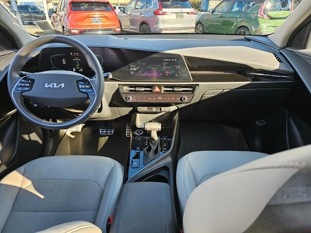2023 Kia Niro EX Touring