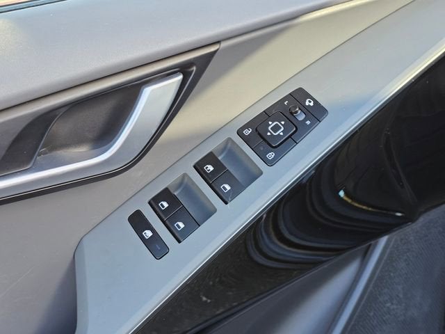 2023 Kia Niro EX Touring