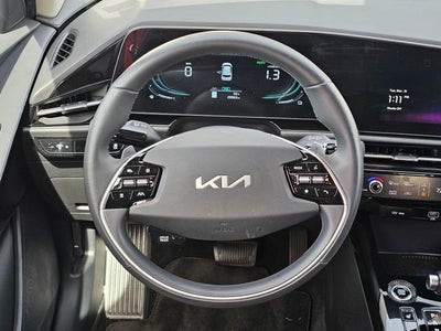 2023 Kia Niro EX