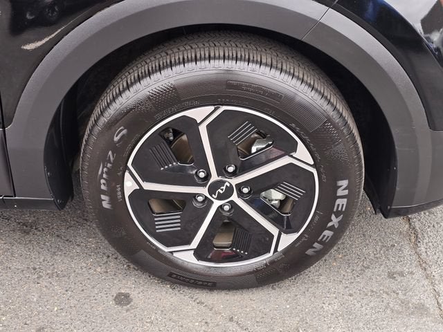 2024 Kia Niro EX