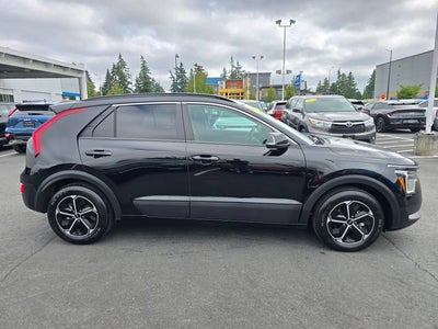2024 Kia Niro EX