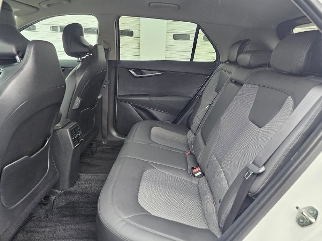 2023 Kia Niro EX