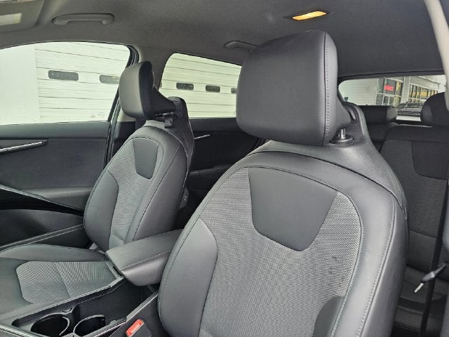 2023 Kia Niro EX