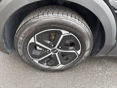 2023 Kia Niro EX